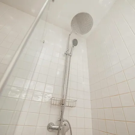 Downtown Comfort By Vacationy *