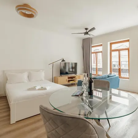 Downtown Comfort By Vacationy Appartamento Oporto